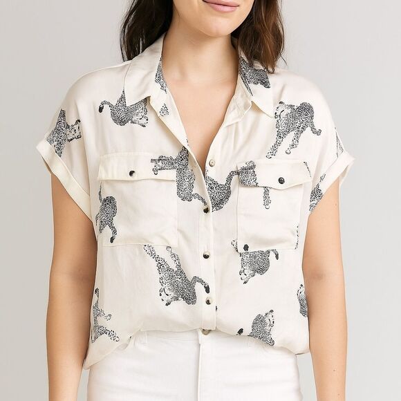 Vine & Love Women’s White Satin Leopard Print Button Down Blouse Size Large NWT - Picture 1 of 8